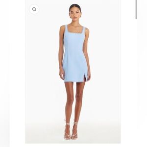 AMANDA UPRICHARD
Valetta Dress in Baby Blue